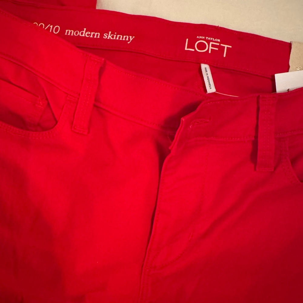 LOFT NWT Vibrant Red Modern Skinny Jeans